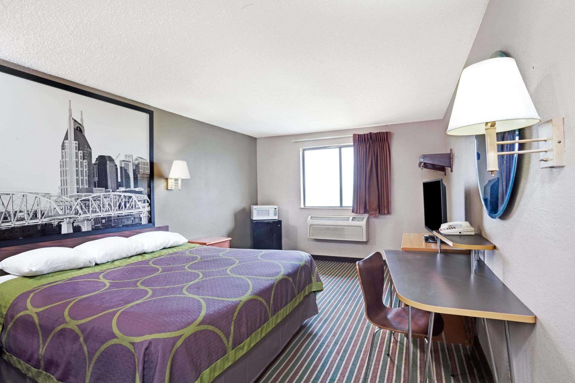 Super 8 By Wyndham Nashville/ Dntn/ Opryland Area מראה חיצוני תמונה